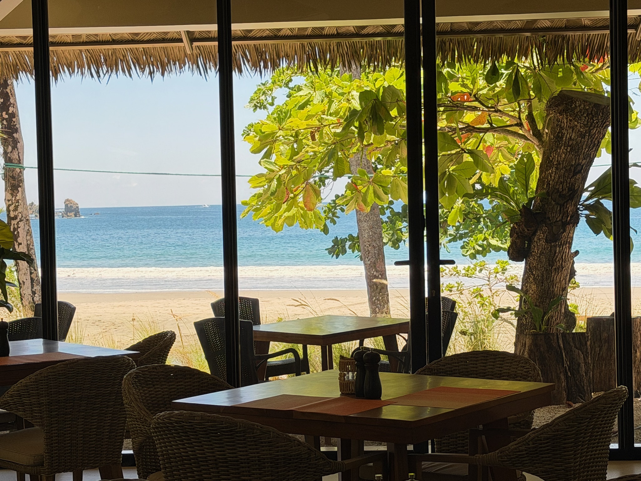 Attentive service at Yemaya Restaurant Miamar