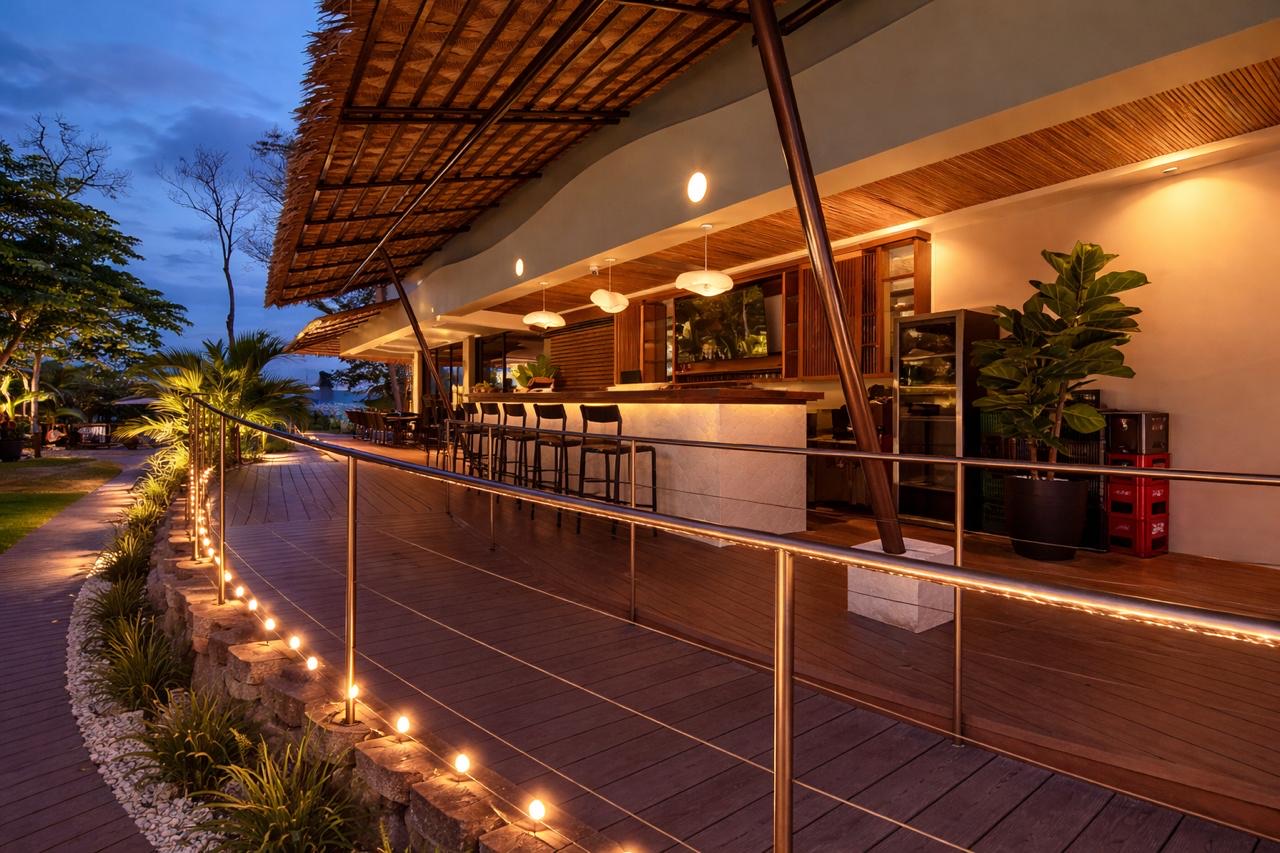 Oshun Bar at Miamar — oceanfront cocktails and premium spirits